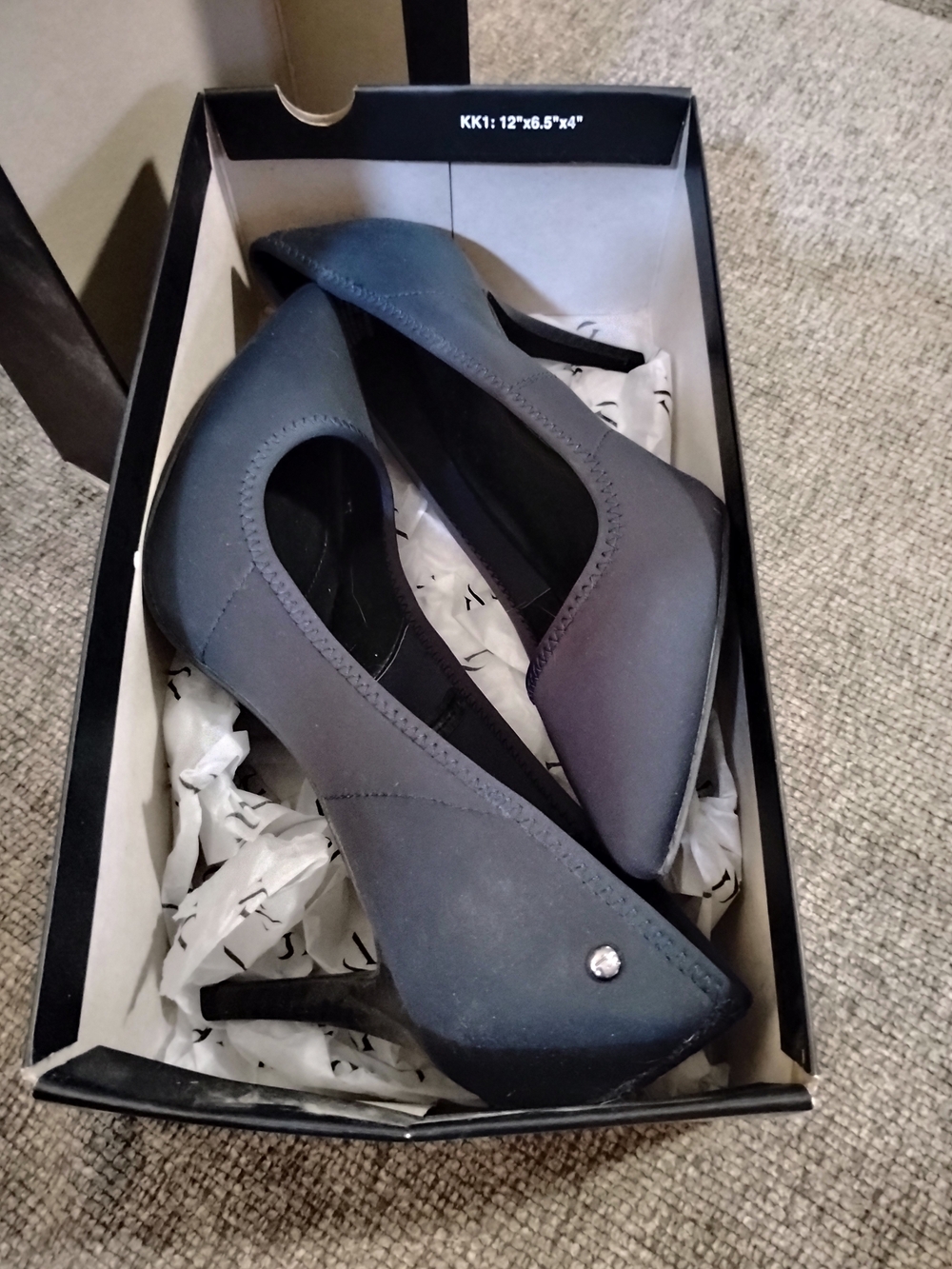 Women's Vera Wang Pointed Toe High Heels in Navy Blue - Classic Dress Pumps